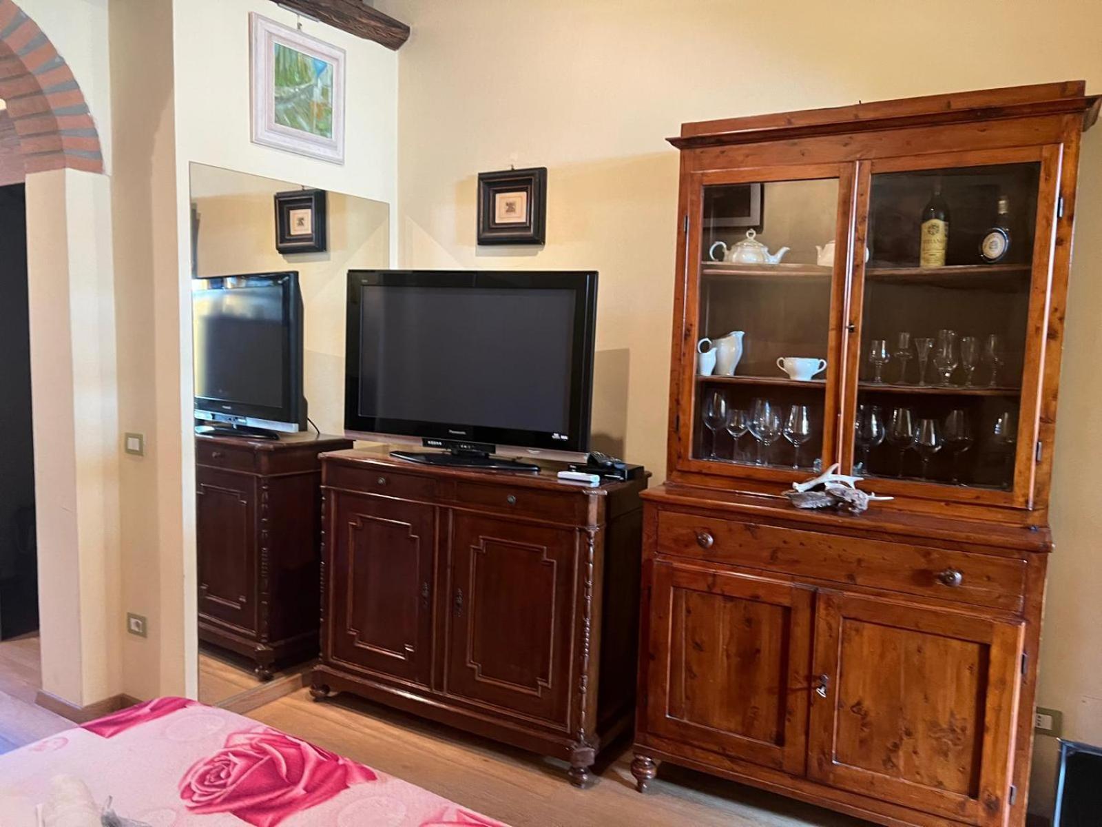 Le Petit Apartment Greve in Chianti Bagian luar foto